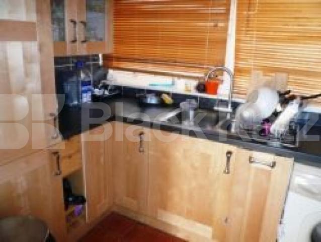 			1 Bedroom, 1 bath, 1 reception Flat			 Boyton Close, HORNSEY N8
